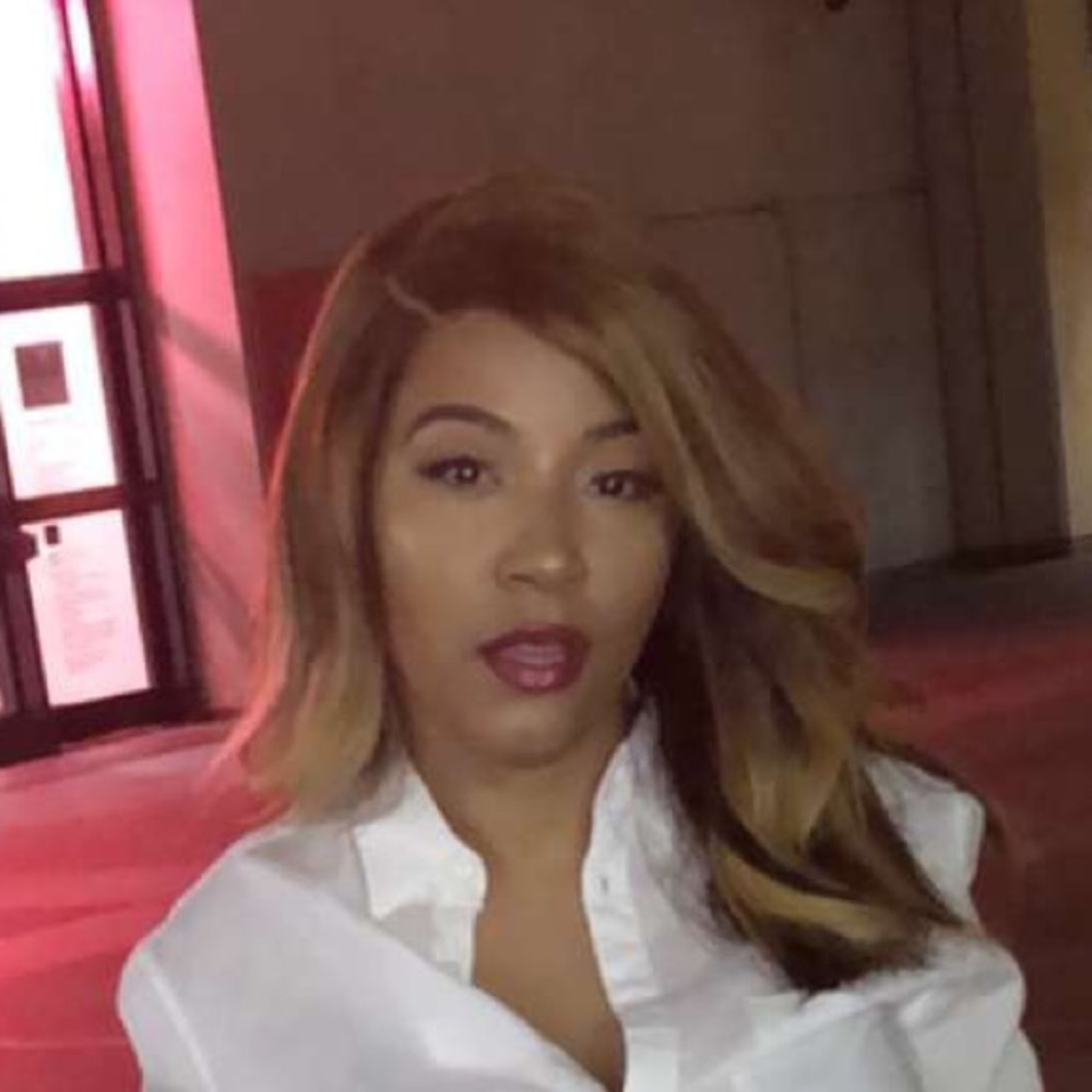 Meet your Posher, Crystal